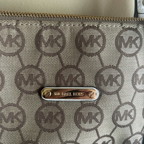 Michael Michael Kors studded tote - Picture 2 of 16